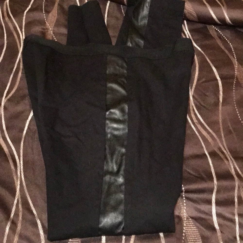 Black stretch/none legging pants